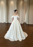 Newest Wedding Dress Off Shoulder Pleated Wedding Dress HZ0319