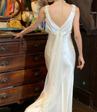 Elegant Prom Dress V-neck Gala Gown Evening Dress Graduation Dress Wedding Dress HZ0319