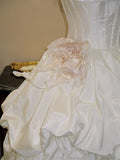 Elegant Strapless Pleated Flower Wedding Dress HZ0319