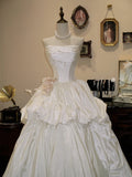 Elegant Strapless Pleated Flower Wedding Dress HZ0319