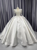 Gorgeous Wedding Dress V-neck Long Sleeve Pleated Wedding Dress HZ0319