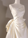 Charming Wedding Dress Strapless Pleated Wedding Dress HZ0319