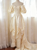 Vintage Wedding Dress Sweetheart Pleated Lace Wedding Dress HZ0319