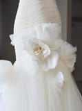 Stunning Wedding Dress Strapless Pleated Flower Mermaid Wedding Dress HZ0319