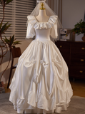 Retro Wedding Dress Square Neck Pleated Wedding Dress HZ0319