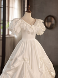 Retro Wedding Dress V-neck Lace Pleated Wedding Dress HZ0319